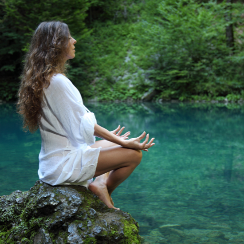 une femme en train de se relaxer