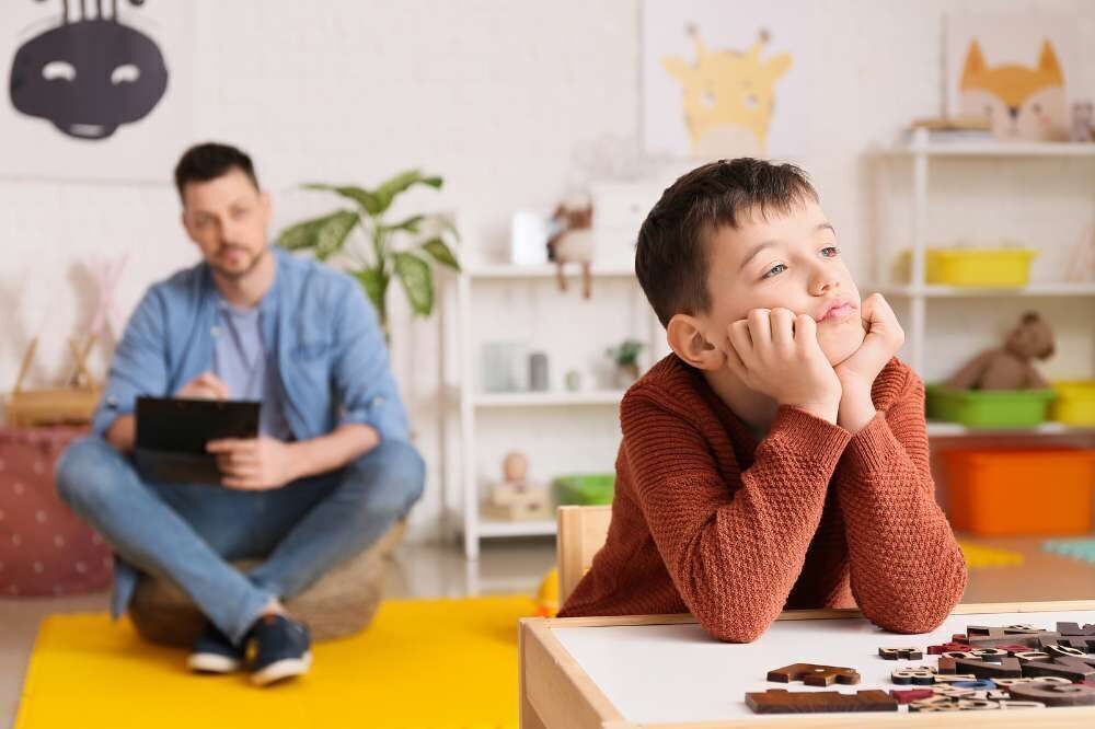 Seniors using a memory app on a tablet device to enhance cognitive abilities and memory recall.