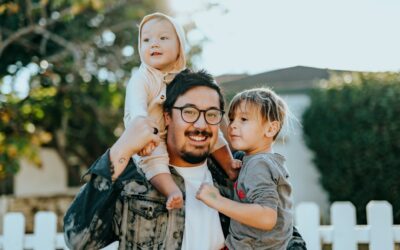 Jeux et Alzheimer : Guide pour les aidants familiaux sur l’utilisation des jeux adaptés.