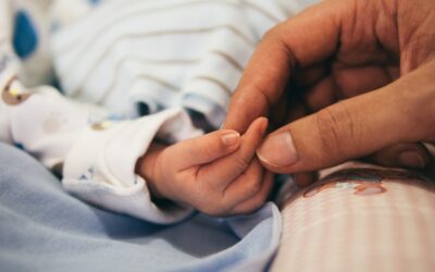 Ressources et soutien disponibles pour intégrer les jeux dans les soins aux personnes atteintes d’Alzheimer.