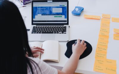 Le Soutien aux Familles : Conseils pour Intégrer les Jeux dans les Soins à Domicile.