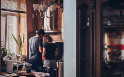 Pratiques Innovantes dans l’Aide à Domicile : Comment Notre Boîte à Outils Change la Donnée.