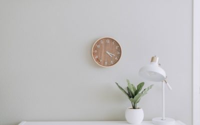 Jeux et activités pour renforcer la motricité fine à la maison et à l’école
