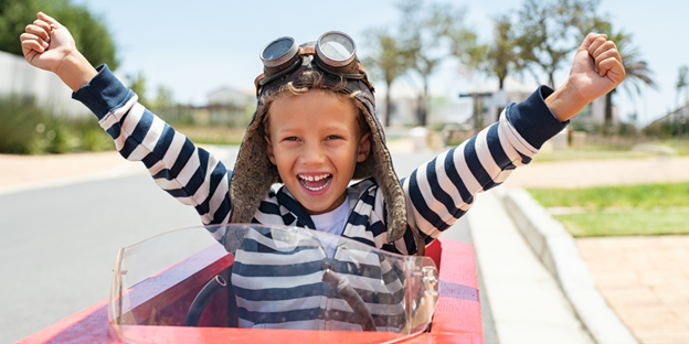 Imagem de pessoas idosas se divertindo e estimulando a mente com jogos Alzheimer, uma solução eficaz para melhorar a memória e a cognição